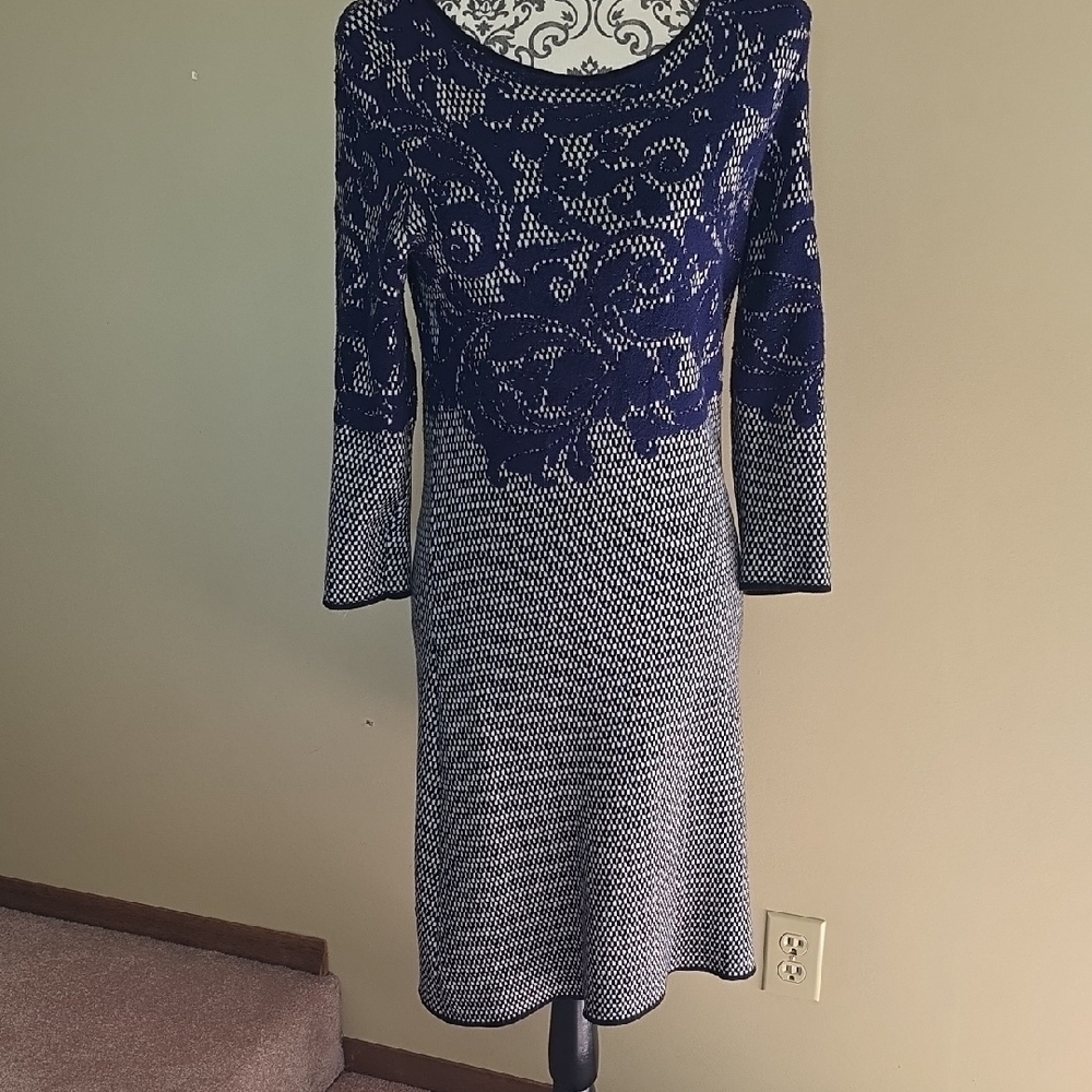 Taylor Navy and White Patterned Midi Dress